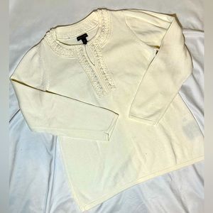 White Sweater Dana Buchman Size M